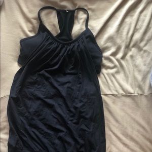 Lululemon tank with built in bra